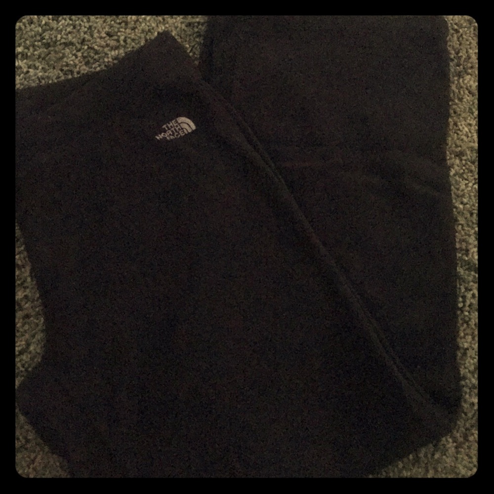 Black North Face pants